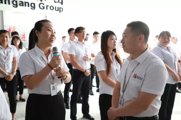 生日會現(xiàn)場訪談互動(dòng)